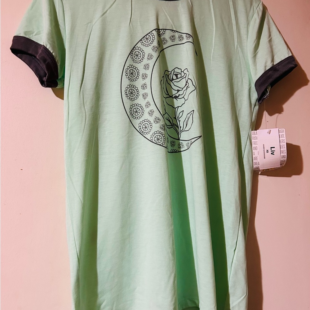NWT Lularoe Liv Mint Green Moon and Rose Shirt Size XS
